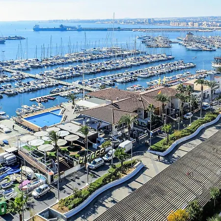 Apartamento 2 Bedroom Stunning In *